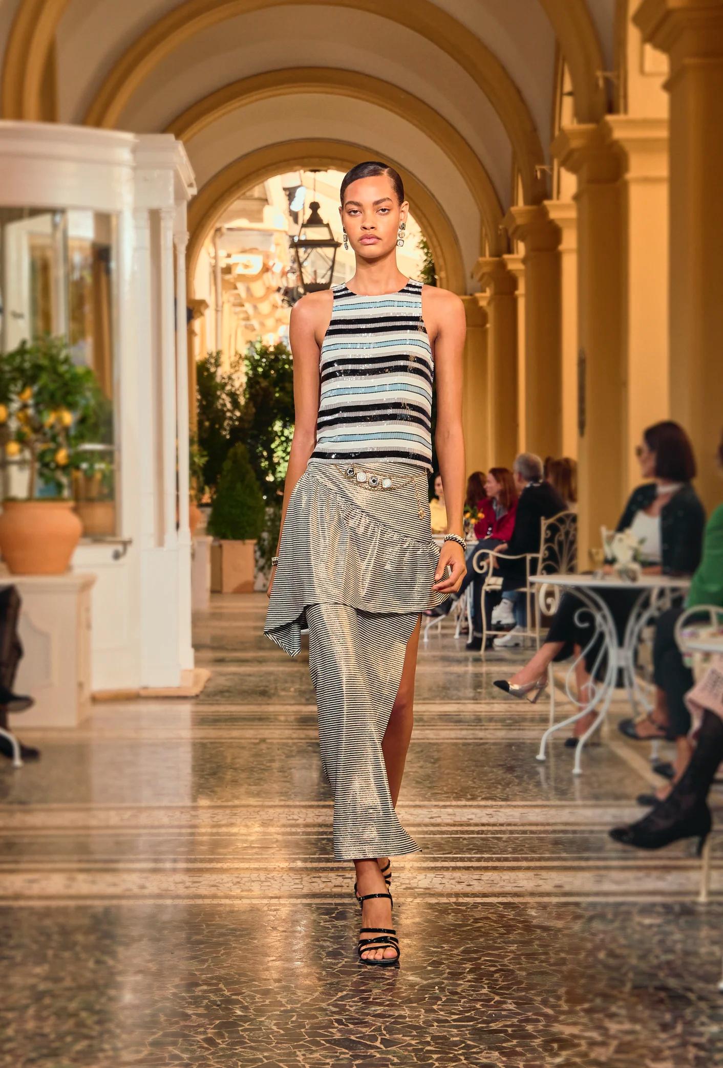 Saiba quem é a modelo baiana que desfilou na passarela da Chanel