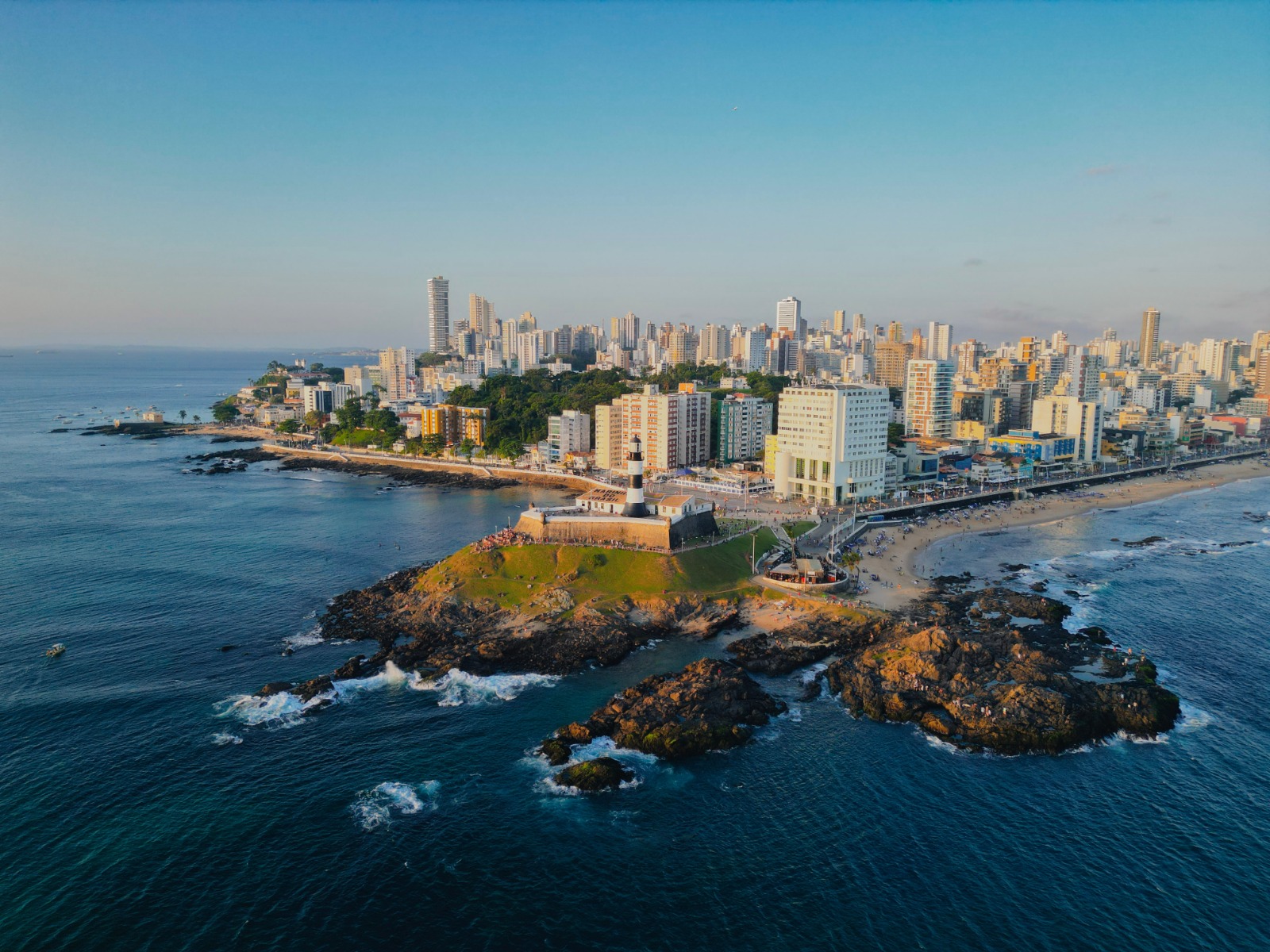 Renda média na Bahia cresce 8% em 2024, maior alta em sete anos