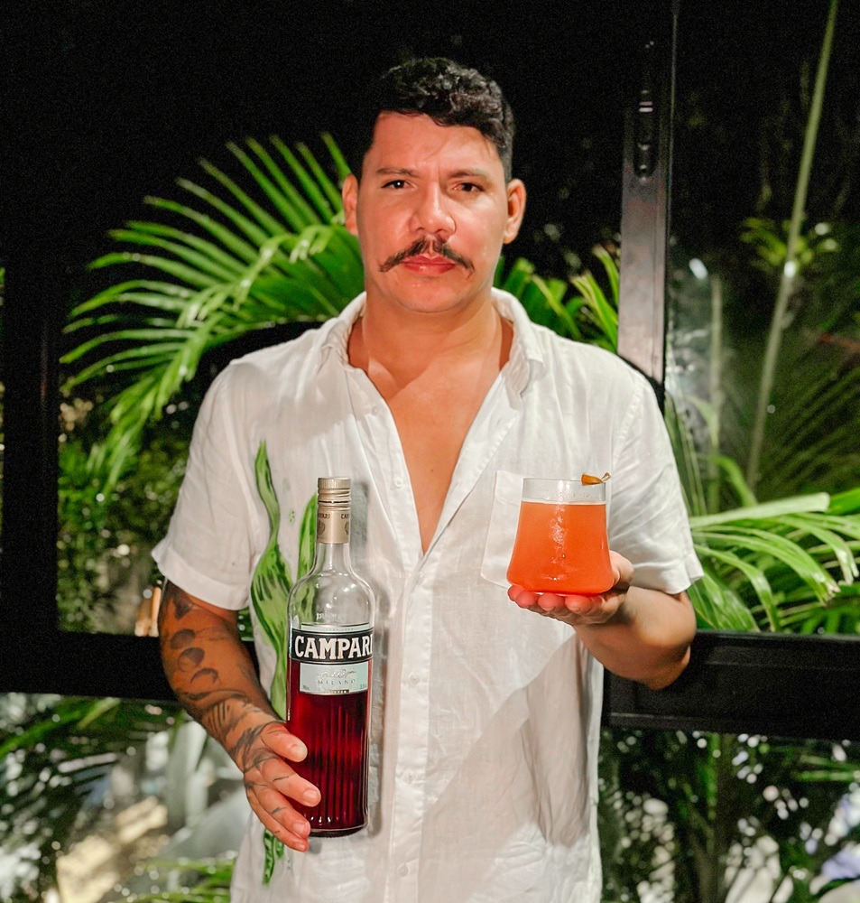 Com coquetel inspirado na ancestralidade, Hilley Júnior representa a Bahia na competição da Campari