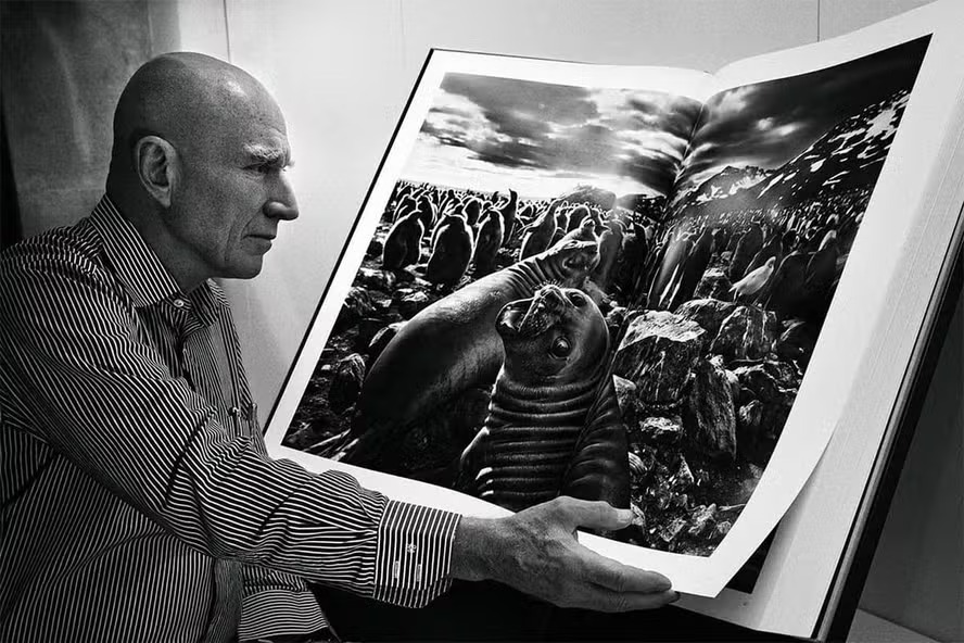 Morre Sebastião Salgado, um dos maiores nomes da fotografia mundial