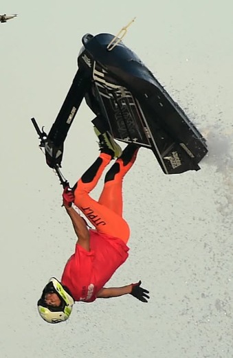 Piloto baiano de jet-ski conquista duas taças no Campeonato Sul-americano Jet Wave