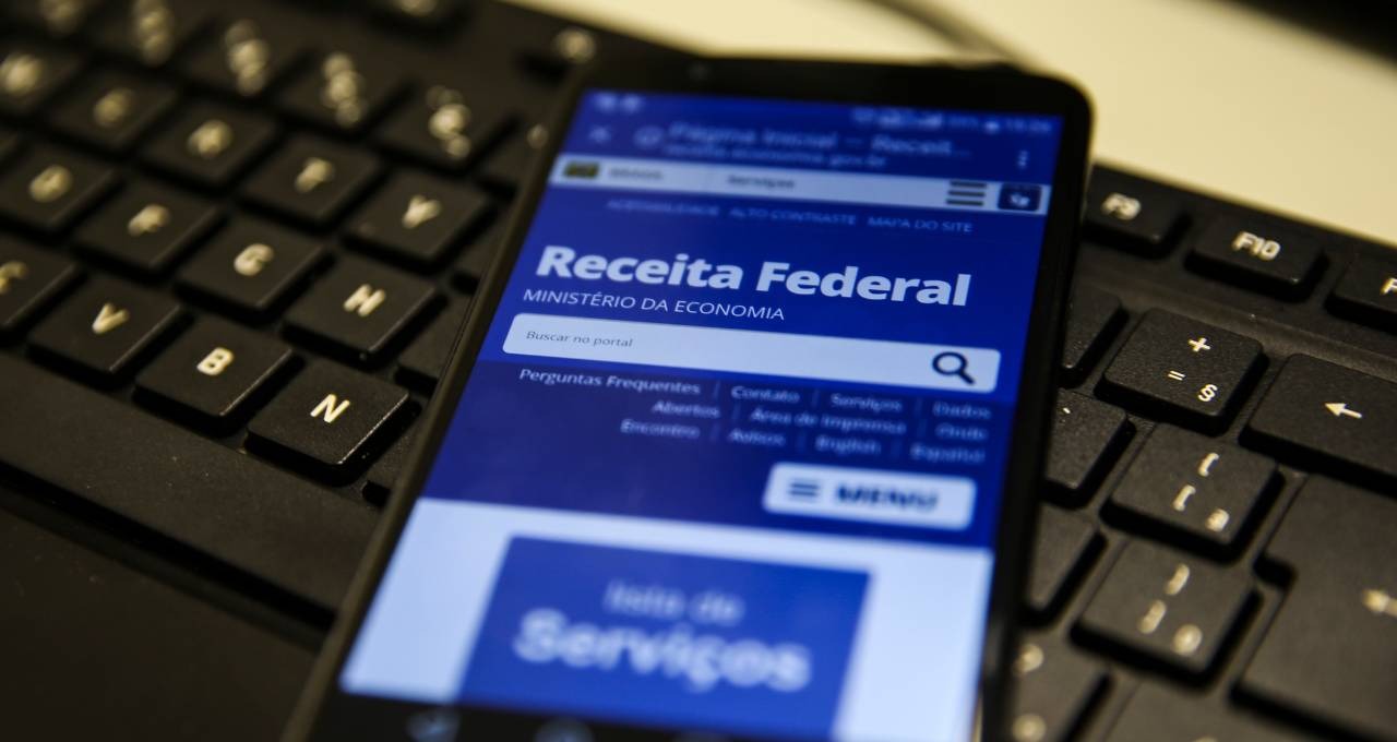 Último dia para declarar o Imposto de Renda nesta sexta-feira (30), confira informações importantes