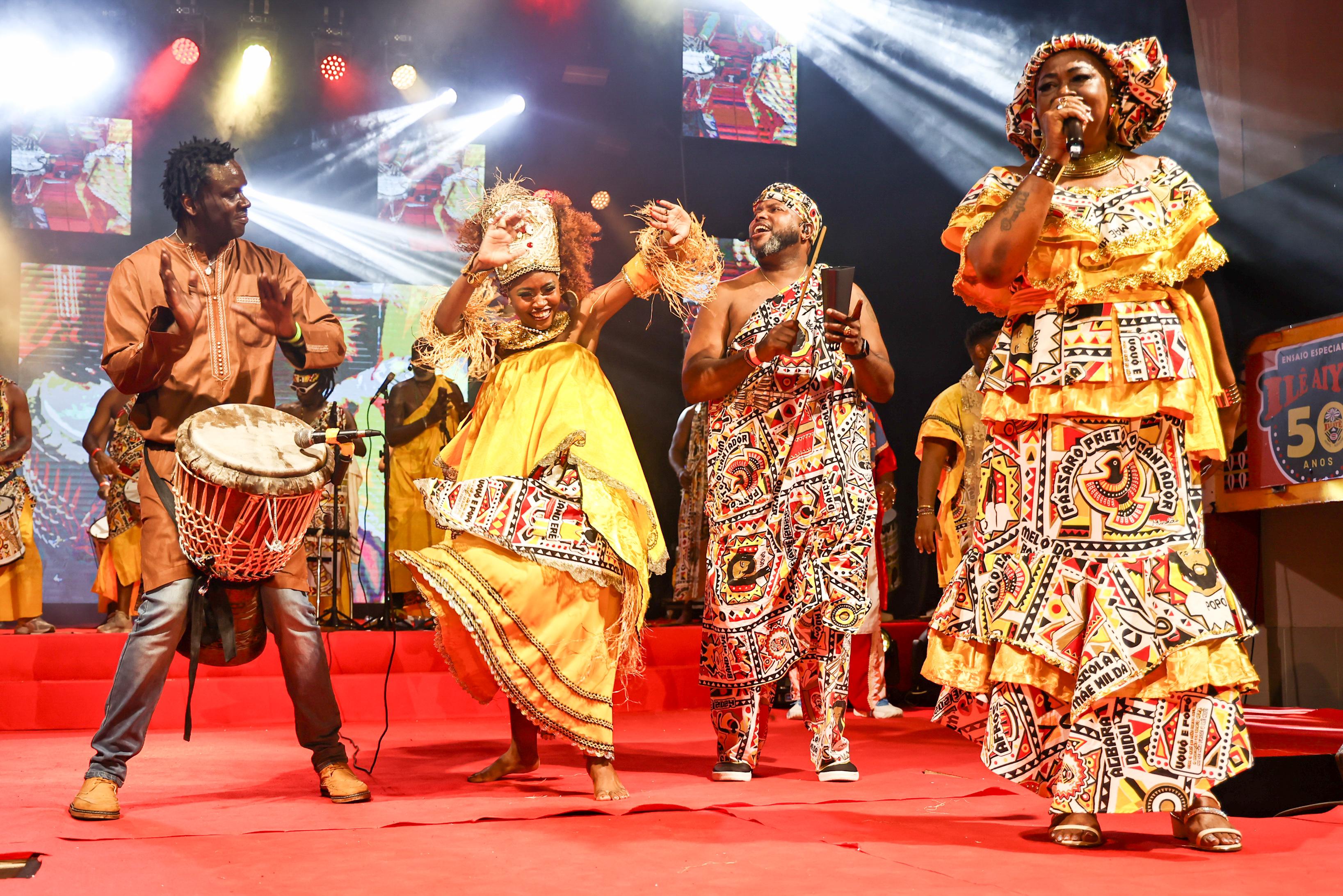 Ilê Aiyê encerra temporada de ensaios com convidados no Pelourinho