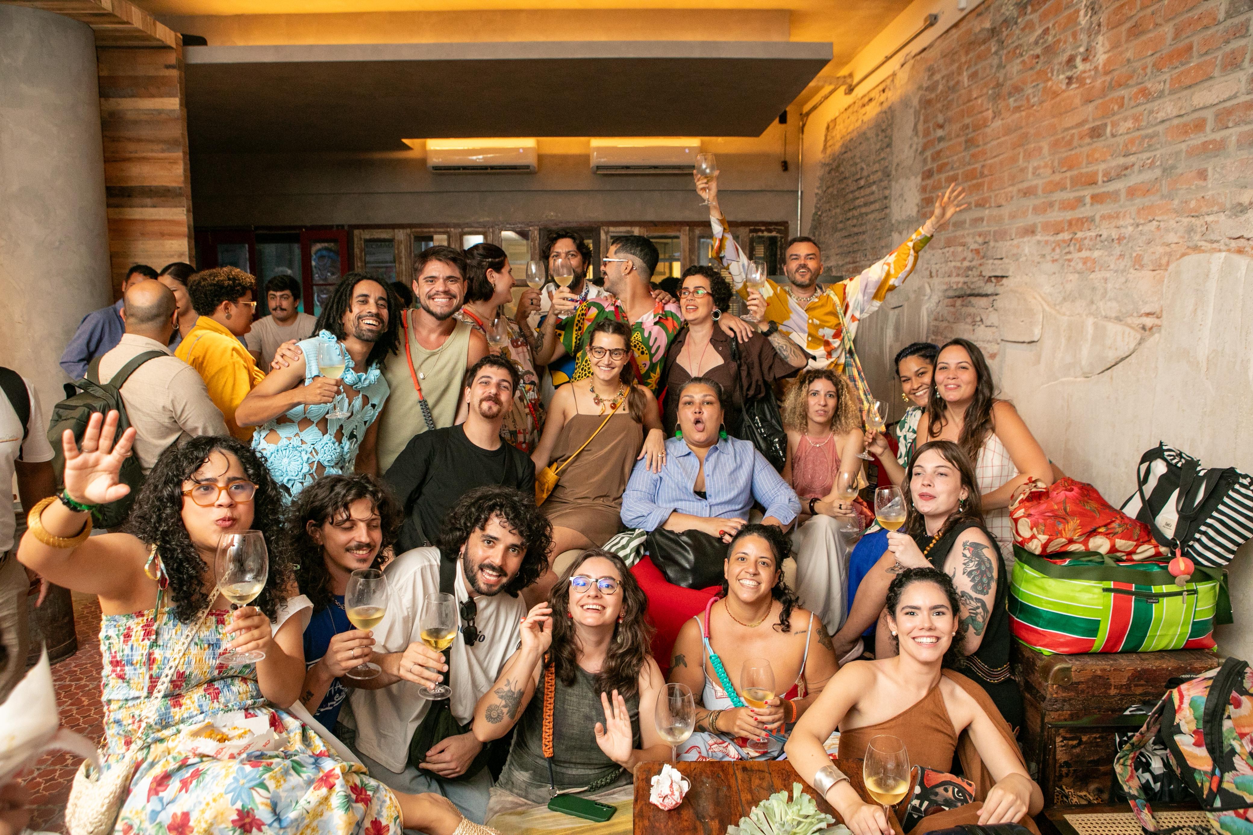 Feira na Rosenbaum recebe convidados antes de abertura no Palacete Tirachapéu