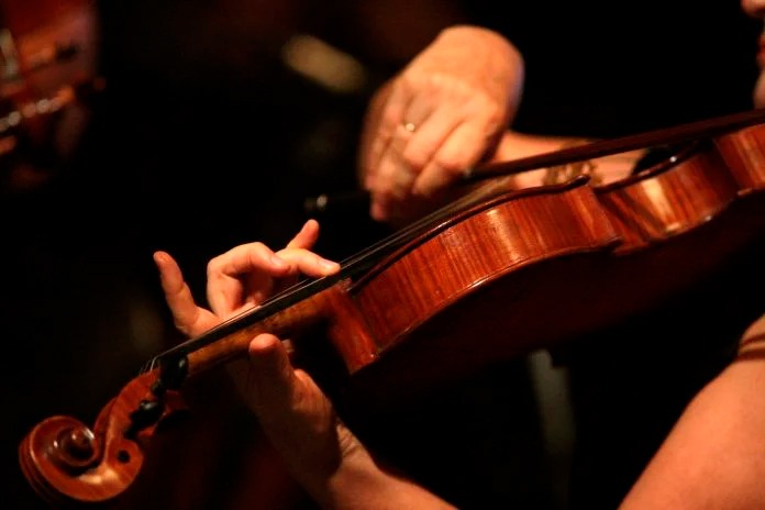 Teatro Castro Alves abre inscrições para Cursos de Música; aulas são online e gratuitas