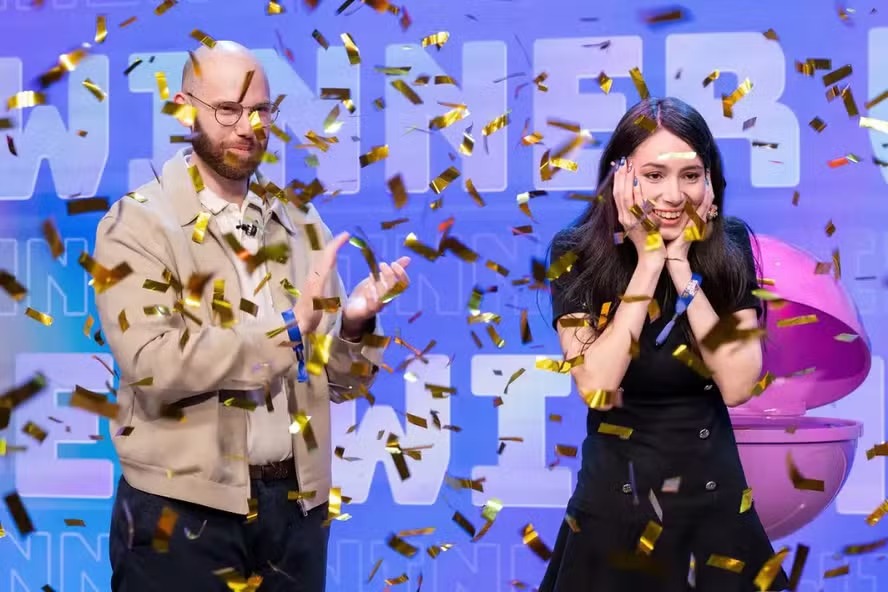 Baiana vence mundial de game e leva prêmio milionário