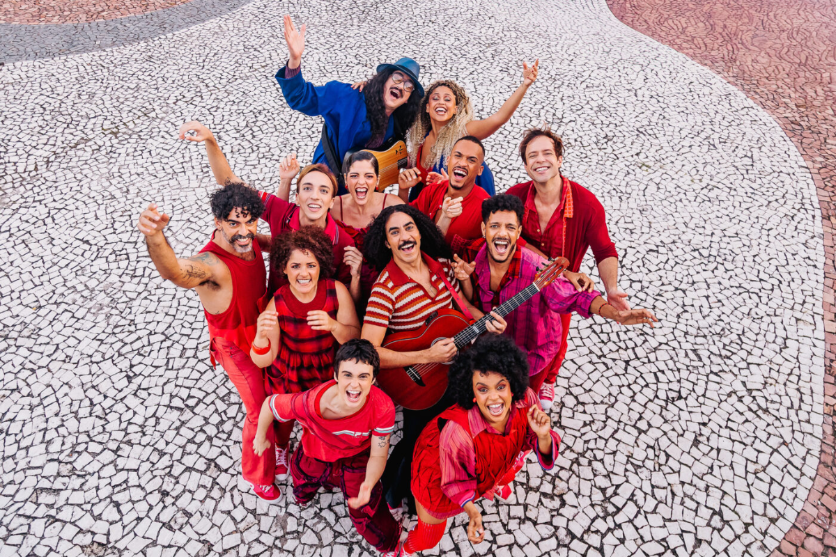 Após estreiar em Salvador, espetáculo sobre Moraes Moreira vai ganhar o Brasil