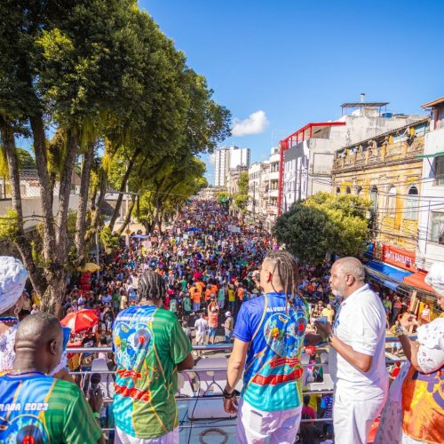 Caminhada do Samba deve atrair 800 mil pessoas ao Campo Grande neste domingo (30)