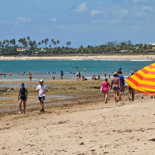 Cerimônias neste sábado marcam renovação do Selo Bandeira Azul para praias de Camaçari