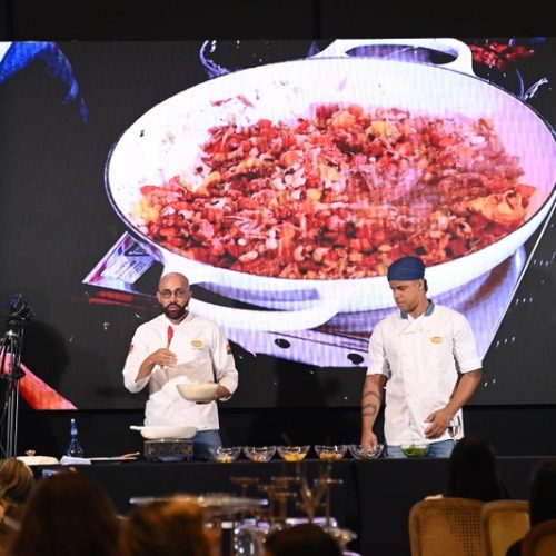 Mais de 120 profissionais de bufês de todo o país estão reunidos até hoje (28) no Hotel da Bahia