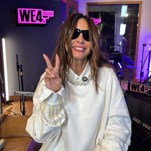 Alinne Rosa comenta recomeço na carreira com novo álbum e música para Wagner Moura