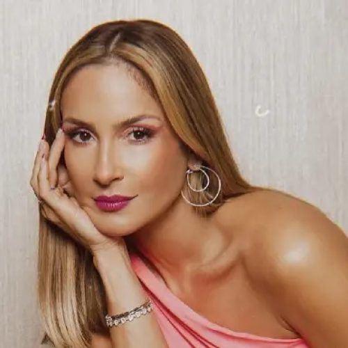 MP aciona Cláudia Leitte na Justiça e pede R$ 2 milhões em indenização