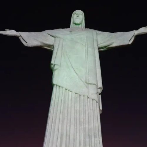 Cristo Redentor lidera entre os pontos turísticos mais procurados por turistas de fora em 2024