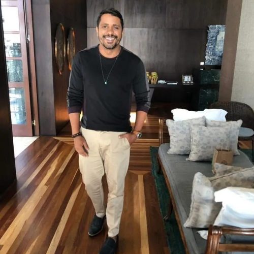 Baile do Preto no pré-aniversário da The Green House é inspirado no clima das boates