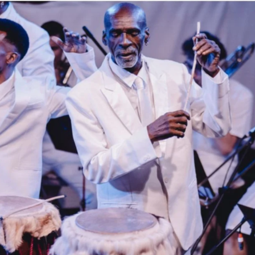 Rumpilezz celebra 20 anos com concerto especial para Letieres