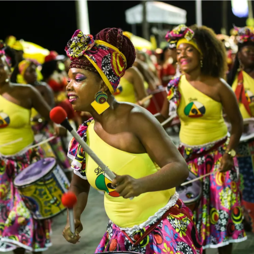 Habeas Copos encerra o pré-Carnaval de Salvador com 20 blocos e fanfarras na Barra