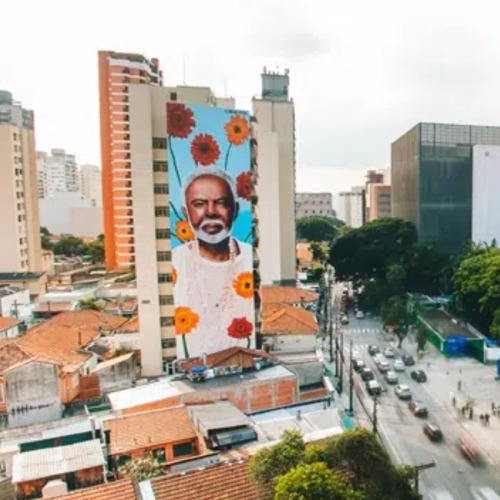 Mural de 300 metros quadrados em homenagem a Gilberto Gil é inaugurado em São Paulo