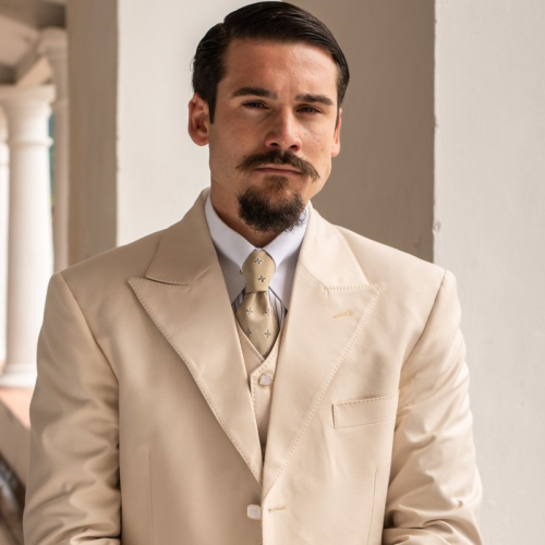 EXCLUSIVO: Nicolas Prattes amadurece em cena e diz: “Sabrina me dá confiança para fazer escolhas”