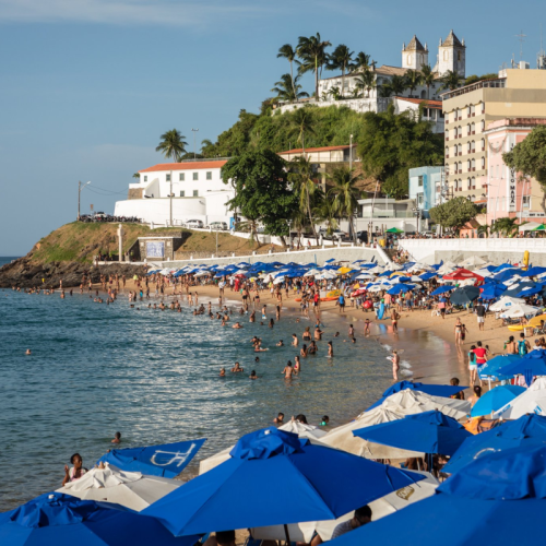 Praia do Porto da Barra deverá ter área exclusiva para banho com instalação de boias marítimas