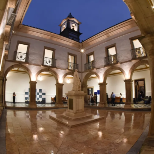 Exposição celebra Salvador e reúne obras de mais de 60 artistas no Museu da Misericórdia