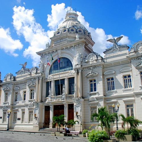 Hotel seis estrelas no Palácio Rio Branco pode virar fumaça após racha societário