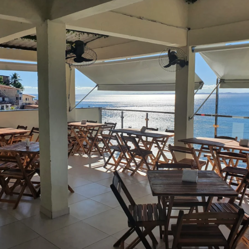 Um boteco que leva à mesa a alma gastronômica da Gamboa
