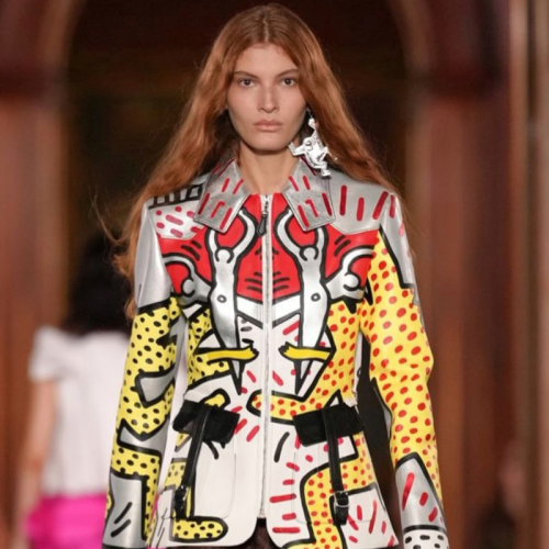 Baiana estreia em Nova York desfilando para Louis Vuitton