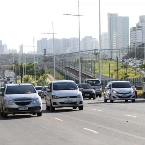 Câmara derruba IPVA para carros a partir de 20 anos; veículos da Bahia têm isenção a partir dos 15