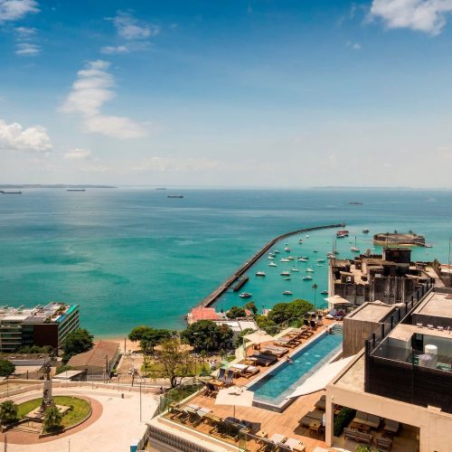 Dia dos Namorados com show de Jau e programação especial no Fasano Salvador
