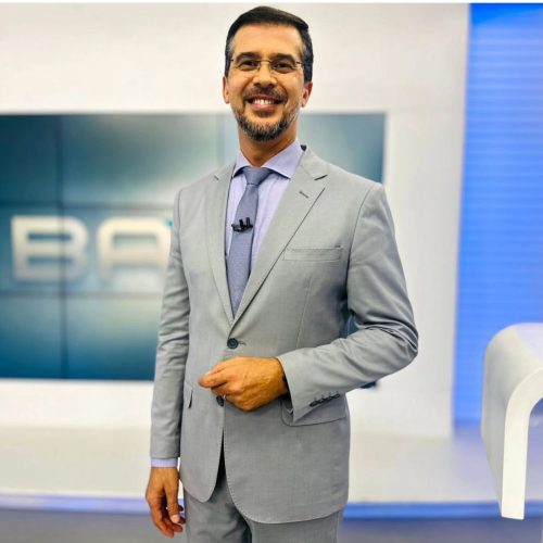 Câmara Municipal de Salvador entrega título de cidadão soteropolitano a Fernando Sodake