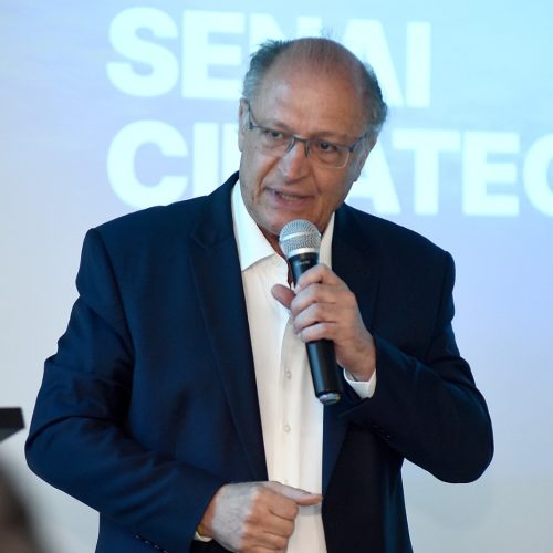 Geraldo Alckmin presente na abertura de evento da indústria baiana