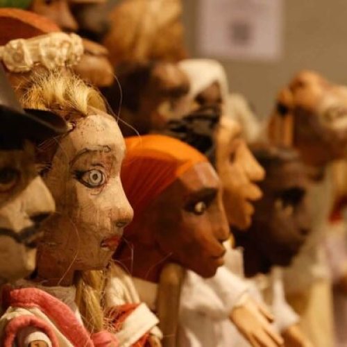 Grupo A Roda ensaia novo espetáculo baseado na obra de Myriam Fraga