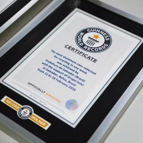 Carnaval de Salvador bate recorde mundial de latinhas recolhidas