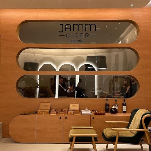 Espaço da JAMM Cigar na Casa Cor Bahia