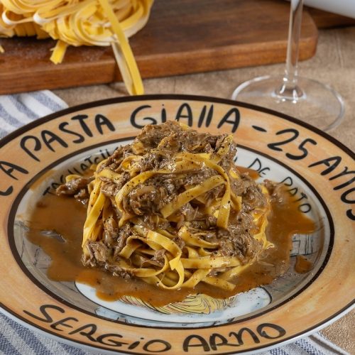 La Pasta Gialla celebra 25 anos com menu que resgata seus clássicos