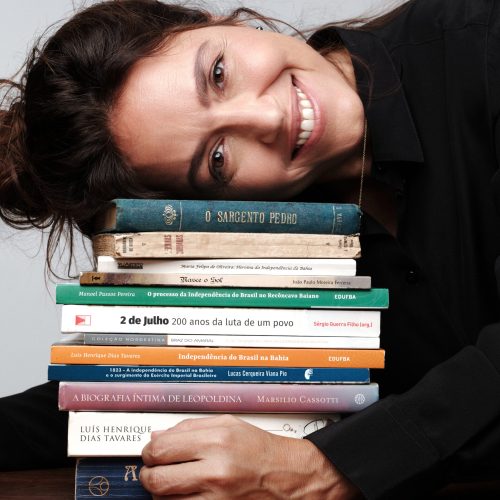 Manuela Dias volta à Salvador para lançar dois livros sobre as heroínas da Independência da Bahia