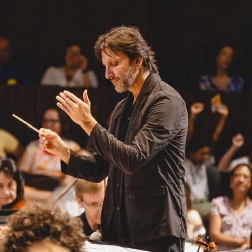 Osba leva sinfonias de Bach ao auditório da Assembleia