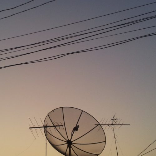 Bahia: edital destina até R$ 1 milhão para projetos de descarte ecológico de parabólicas