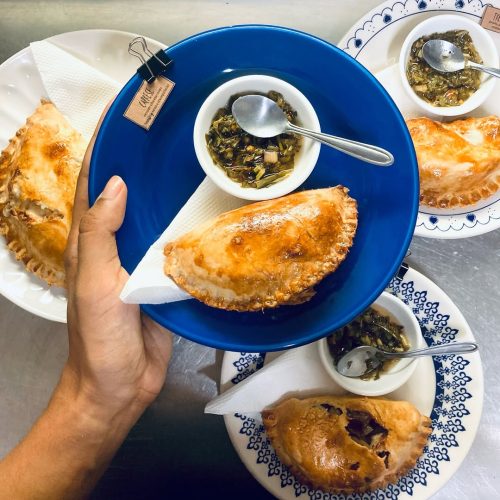 Empanadas e clima boêmio: um roteiro saboroso aos pés da Concha Acústica