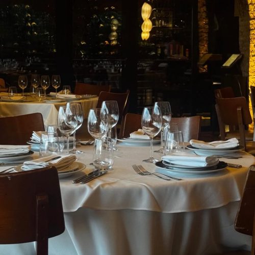 Restaurante Amado celebra 20 anos com jantar exclusivo e chef convidado