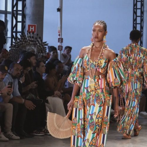 Biojoias de Maragogipinho brilham no desfile da Meninos Rei na São Paulo Fashion Week