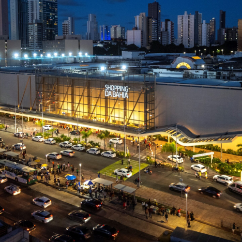 Semana Literária reúne autores e debates em Salvador