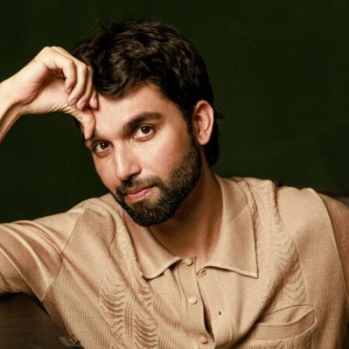 Silva celebra 15 anos de carreira na sala principal do Teatro Castro Alves