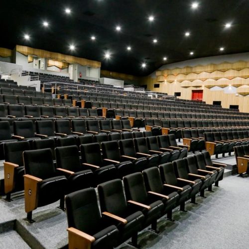 Universidade  inaugura hoje teatro com mais de 900 lugares