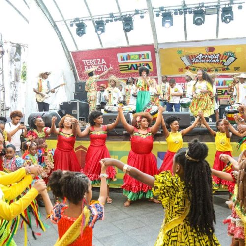 Olodum promove festa afro-junina no Pelourinho