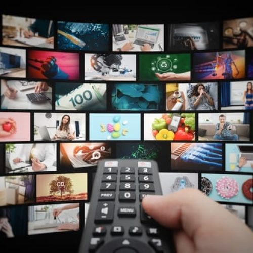 Wagner Moura, Kléber Mendonça Filho, Walter Salles, Fernanda Torres e mais artistas assinam carta pela regulação do streaming