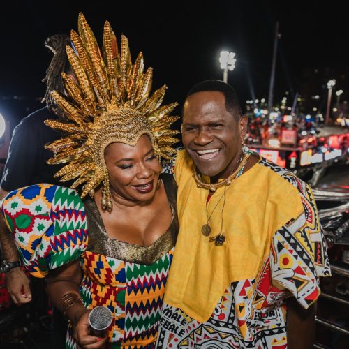 Margareth Menezes e Tatau (crédito das fotos: Victor Hernandez)