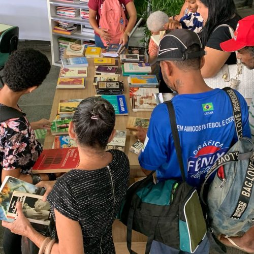Entidades se unem em campanha de arrecadação de livros para fomentar a leitura