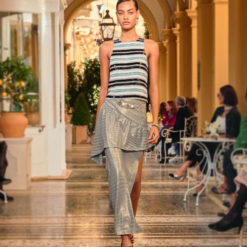 Saiba quem é a modelo baiana que desfilou na passarela da Chanel