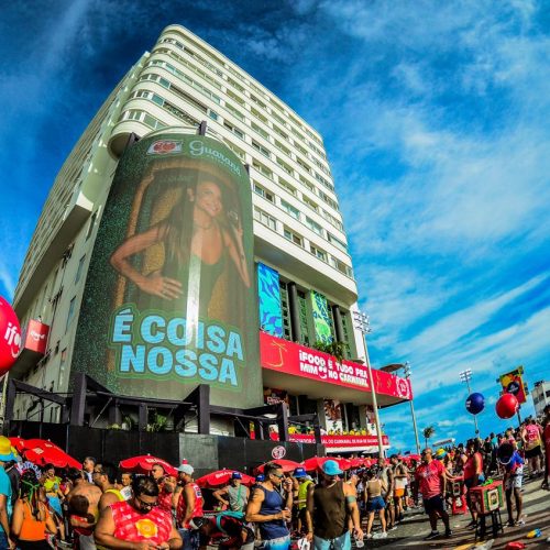 A tecnologia por trás dos painéis monumentais do Carnaval de Salvador